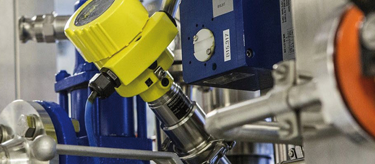 Transmisor de presión con celda de medición cerámica CERTEC®  para los exigentes requisitos de la industria farmacéutica