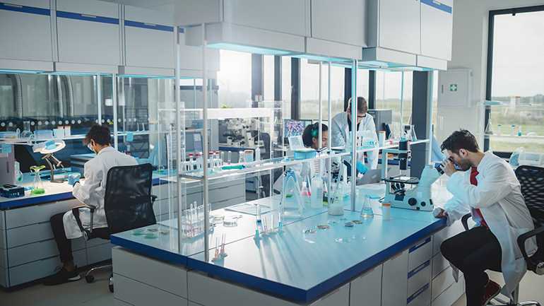 Cualificación de equipos e instrumentos en laboratorios de microbiología farmacéutica