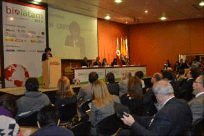 Regina Revilla, presidenta de ASEBIO, en la inauguración de Biolatam 2013