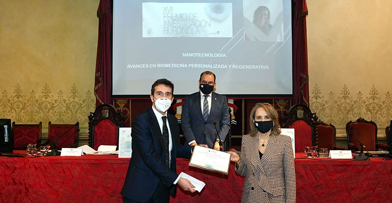 La directora del CIMUS, Premio de Investigación Burdinola en su XVII edición