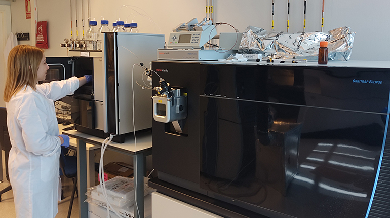 Nuevo equipamiento de alta resolución para la investigación en metabolómica y proteómica en el Centro de Ciencias Ómicas