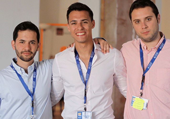 Alfonso Yañez, Agustín Franco y Sergio Elvira, ganadores con el proyecto Vital Sing para enfermos cardiovasculares 