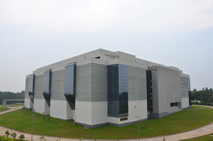 Telstar termina la construcción de dos plantas para producción de sólidos orales y parenterales en Asia