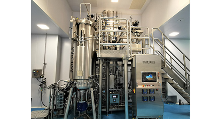 3P Biopharmaceuticals aumenta su capacidad productiva microbiana con la instalación de un biorreactor de 500 litros.