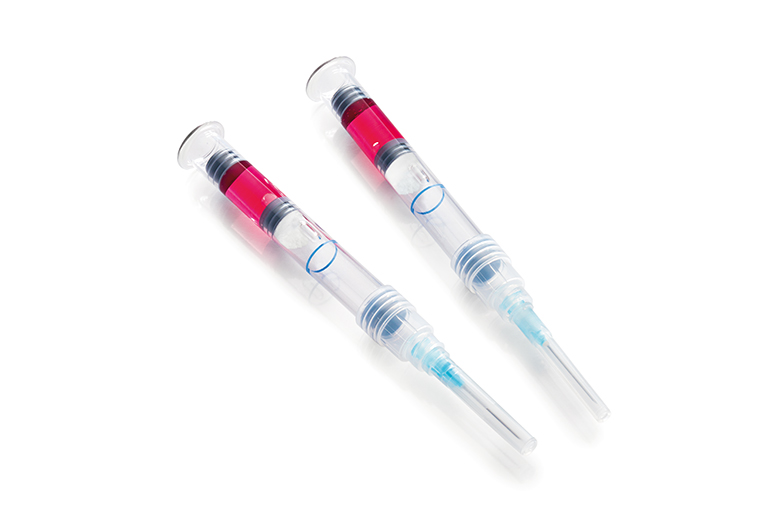 Equipos para el tratamiento de Dual Chamber Syringes