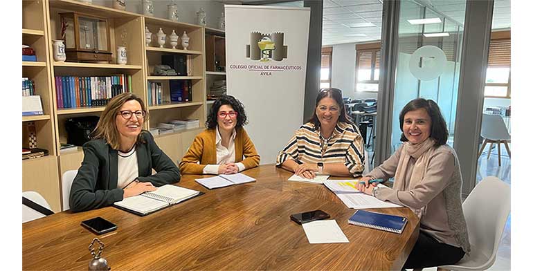 La UCAV y el Colegio de Farmacéuticos de Ávila unen esfuerzos para la impartición del Grado en Farmacia