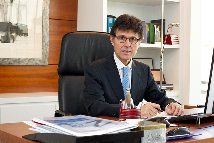 Entrevista a Humberto Arnés, director general de Farmaindustria