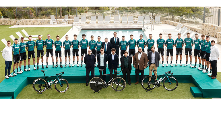 Kern Pharma presenta su equipo ciclista para la temporada 2022