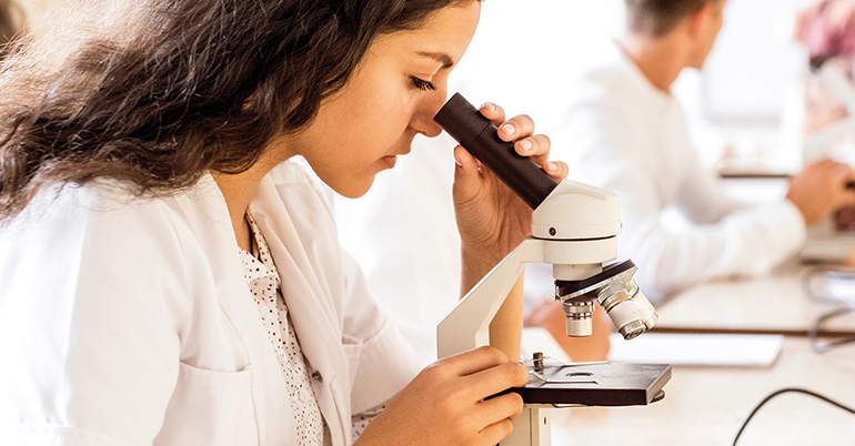 Importancia de la formación para mejorar la eficiencia de los técnicos de la industria farmacéutica