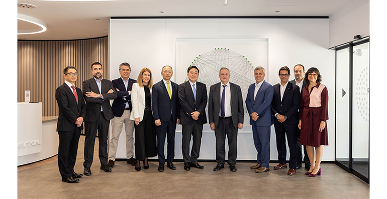 -ministro-jordi-hereu-visita-towa-international-resalta-importancia-medicamentos-genericos-sistema-sanitario